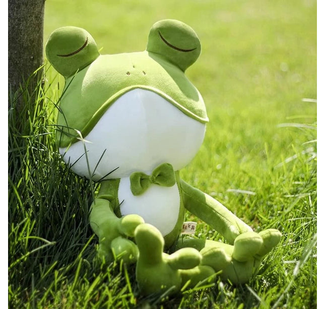 Cute Sleeping Frog Plush Toy – 38–50cm Green Squint-Eyed Pillow Doll for Kids’ Birthday & Bed Decor